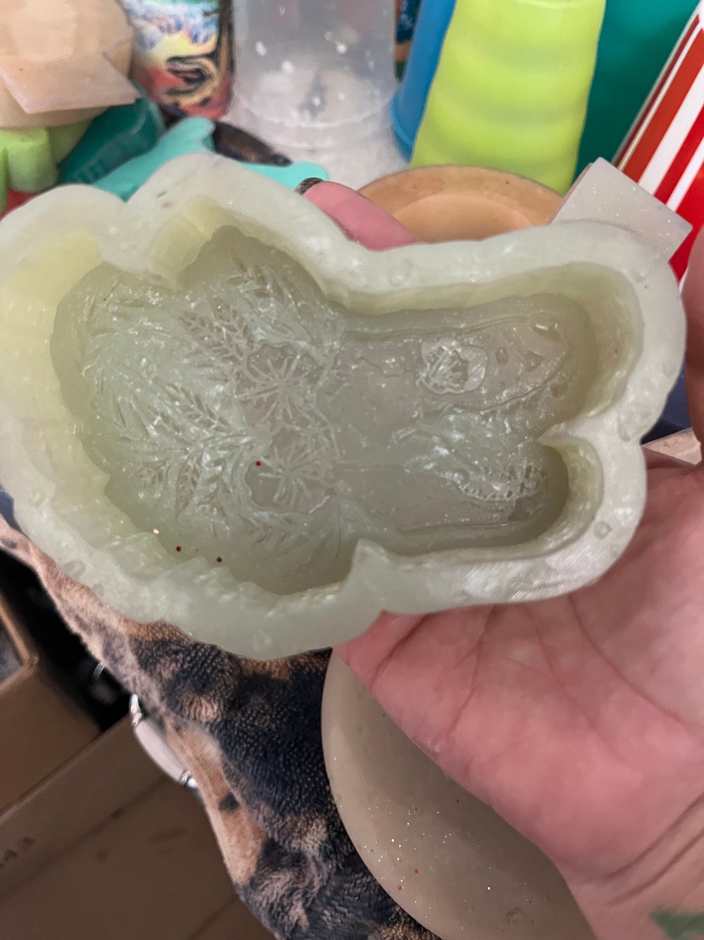 Trex Skull with Flowers Mold destash