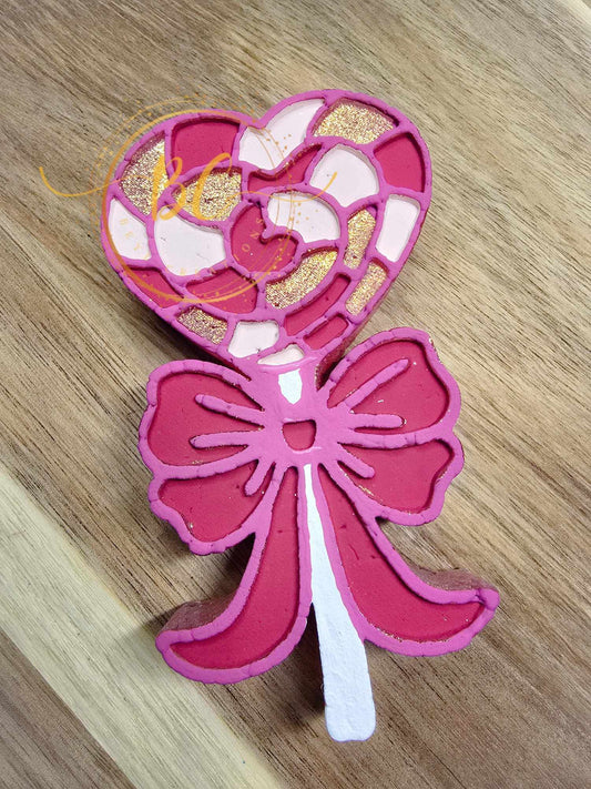 Heart Sucker with Bow Mold