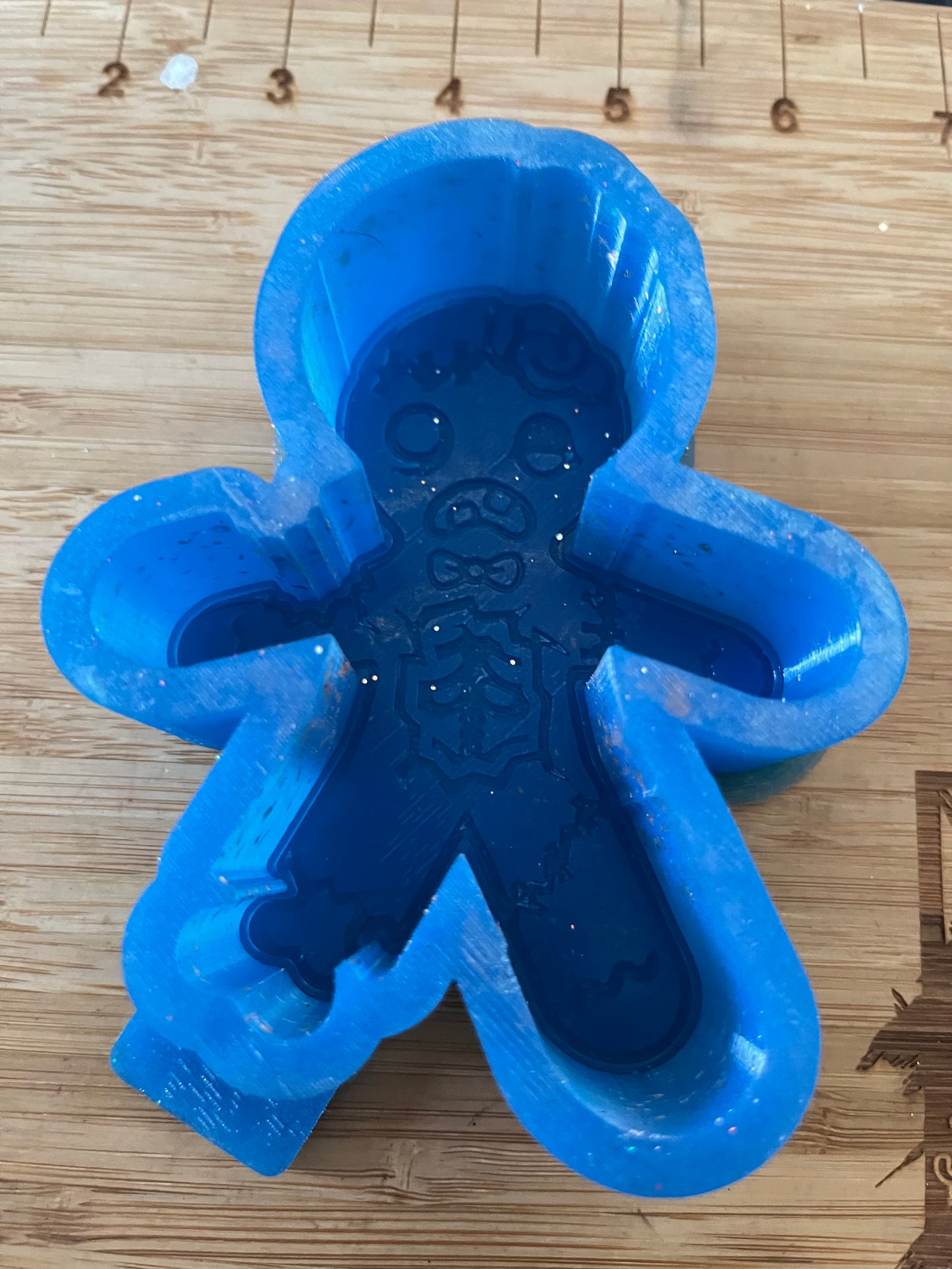 Zombie Gingerbread Man Mold Destash