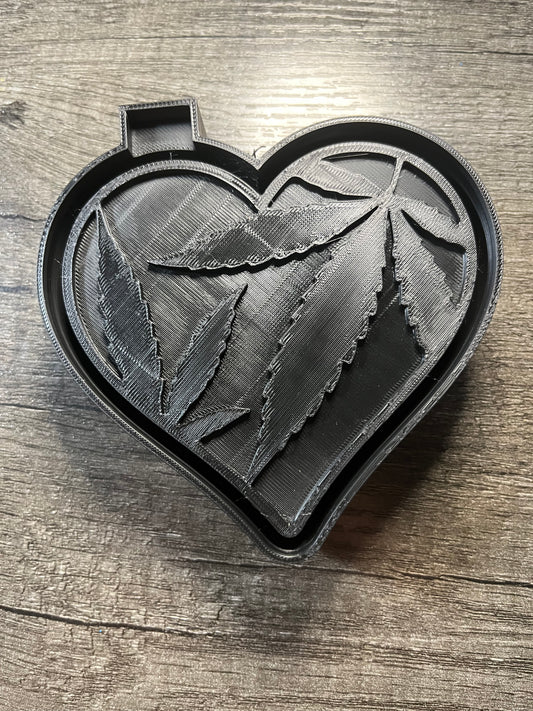 Heart Pot Leaf Mold