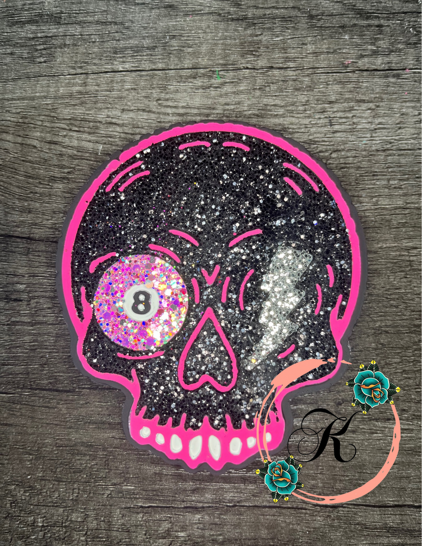 Skull with 8 Ball Freshie