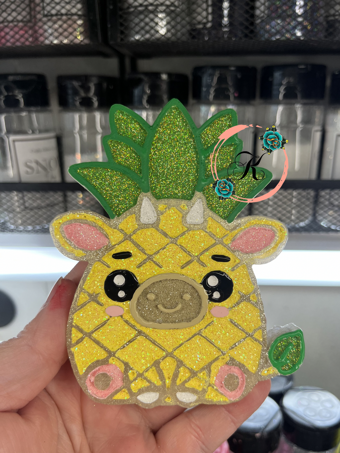 Pineapple Cow Freshie