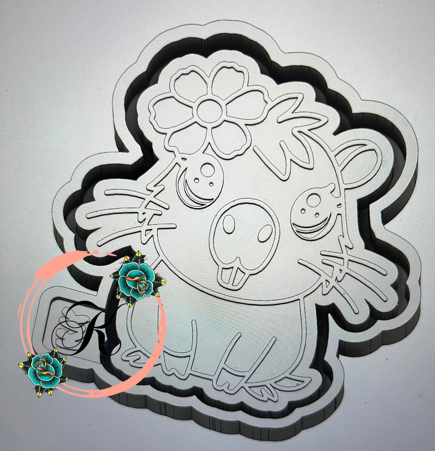 Capi with Flower Mold