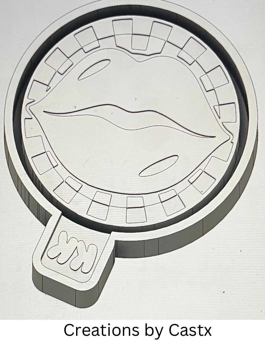 Round Checkered Print Lips Mold