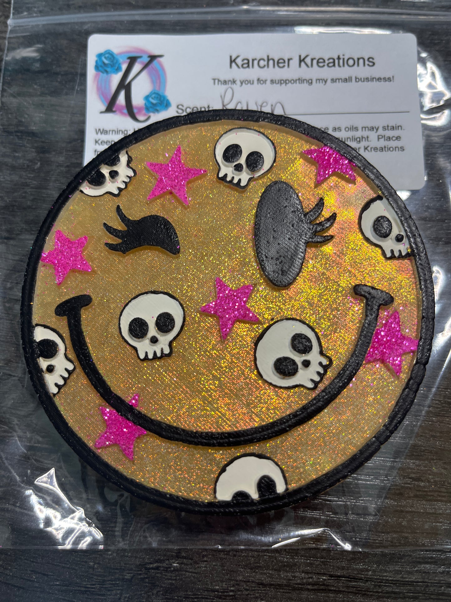 Happy Skulls and Stars….. Raven
