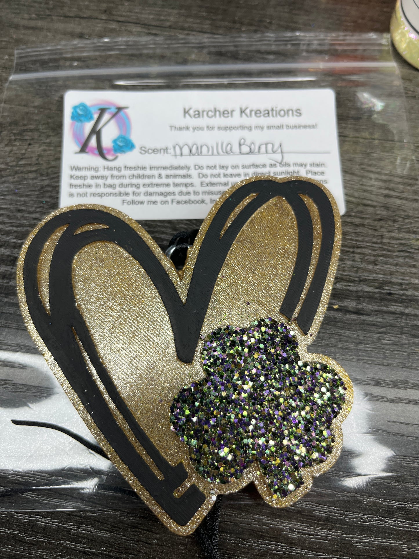 Heart Clover…… Manilla