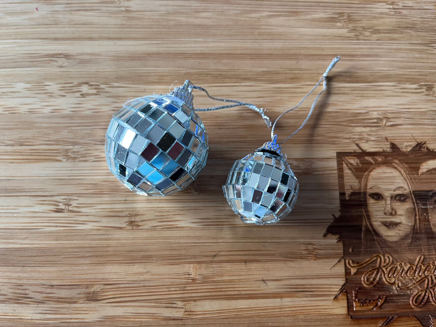 Mini disco ball