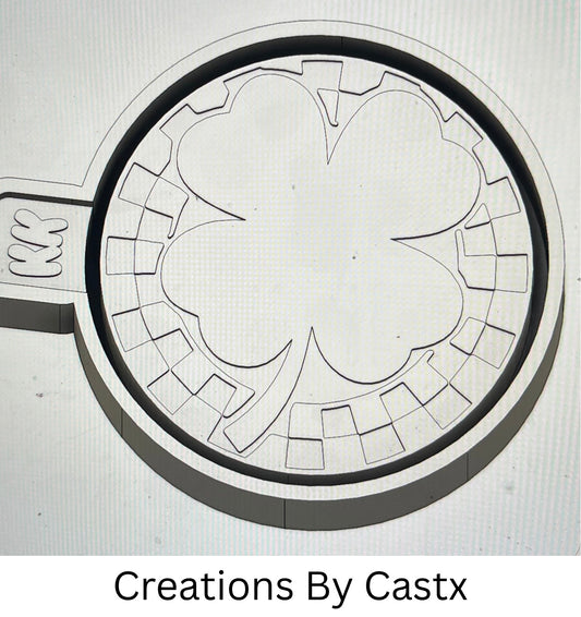 Checkered Print Circle with Clover Mold