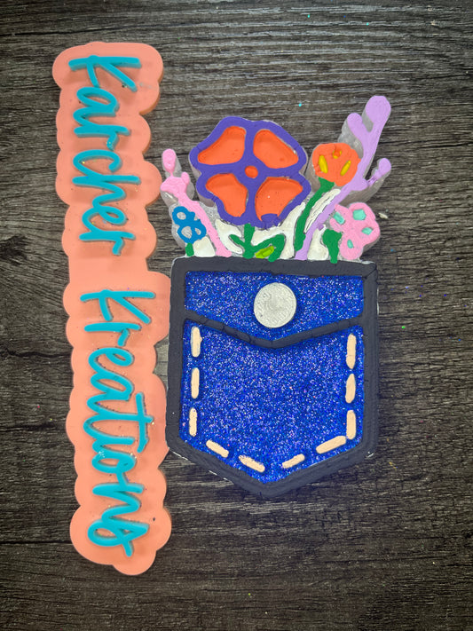 Pocket with Flowers Mold