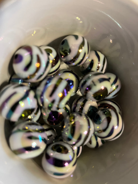 Holographic Zebra Print Bubblegum Beads