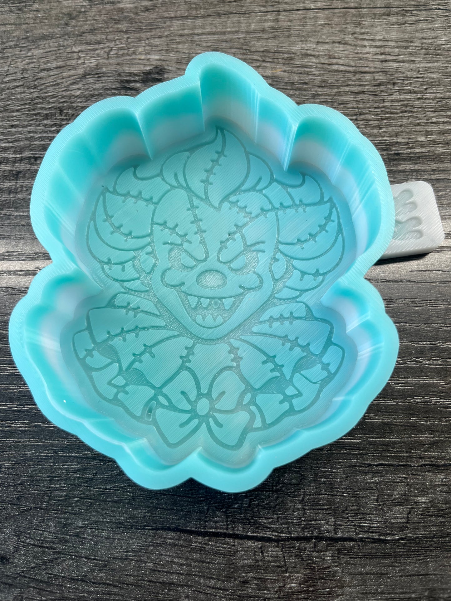 IT Mold B-Grade