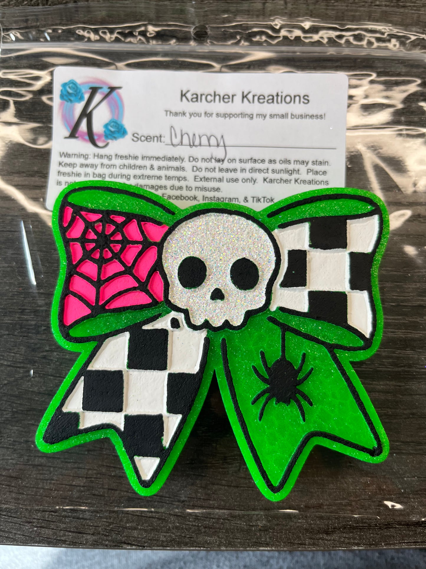 Web Bow with Skull…… Cherry