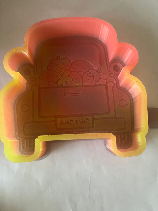Strawberry Truck   Destash
