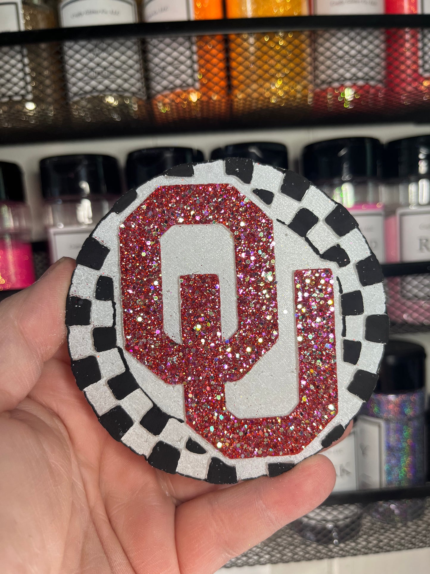 Checkered Print o and u  Mold