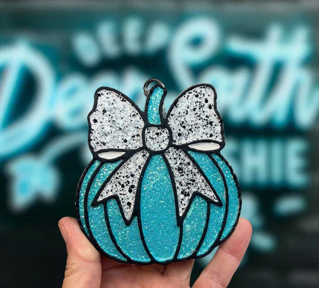 Pumpkin with Bow Mold