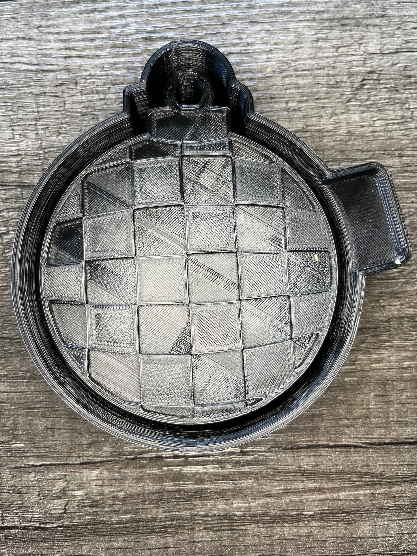 Checkered Ornament Mold