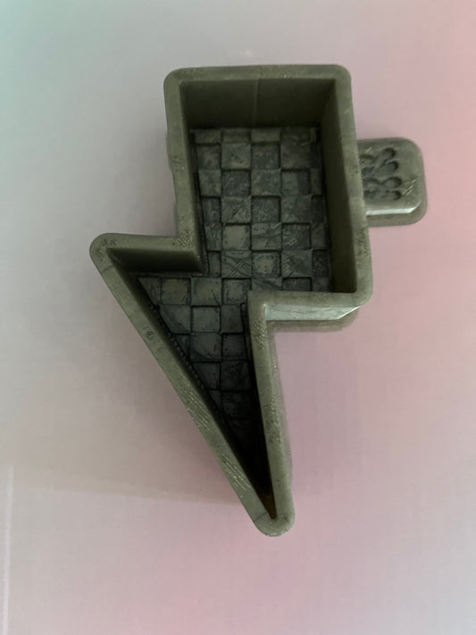 Checkered Print Bolt Destash