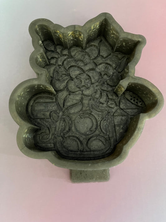 Watering Can with circles and lines  Destash