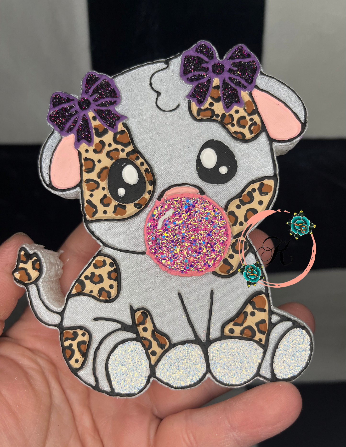 Bubblegum Cow Freshie