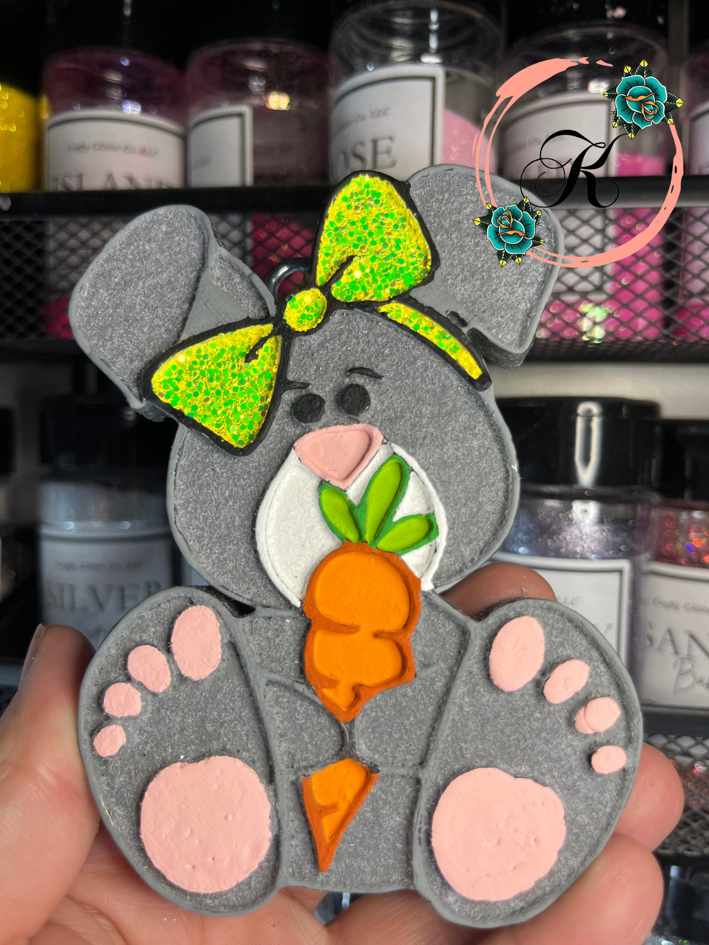 Rabbit with Carrot Freshie