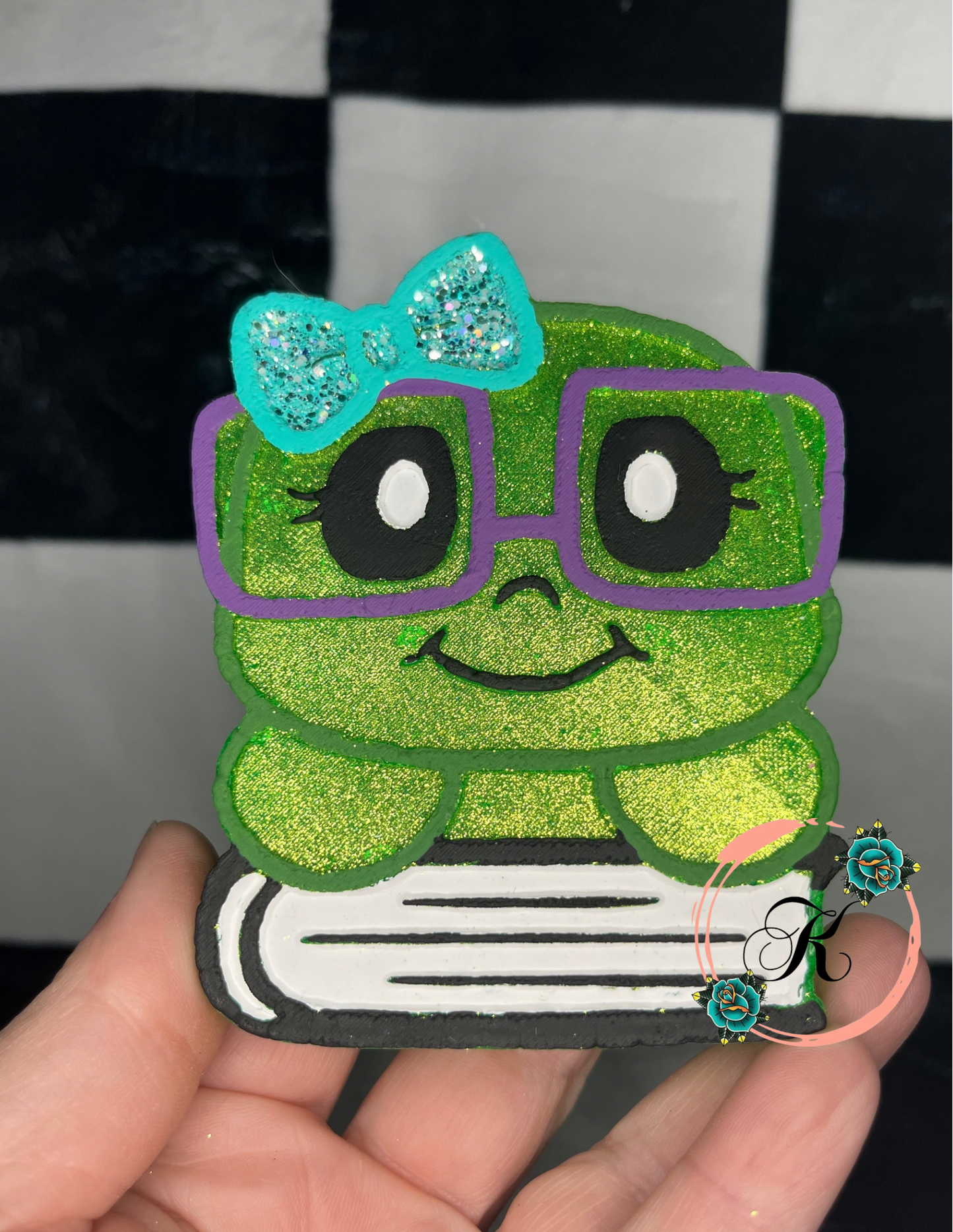 Book Worm Freshie