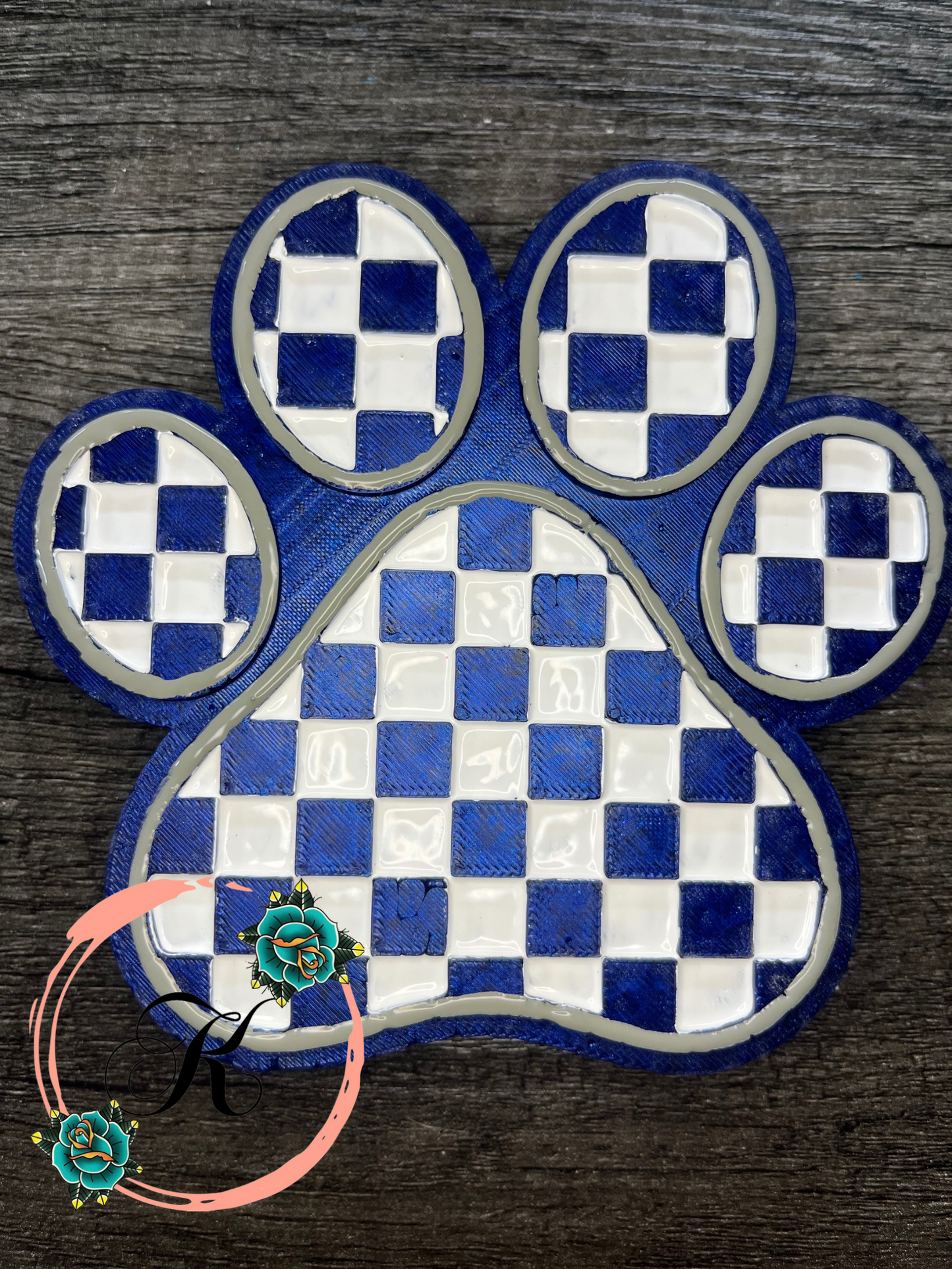 Checkered Paw Print Freshie