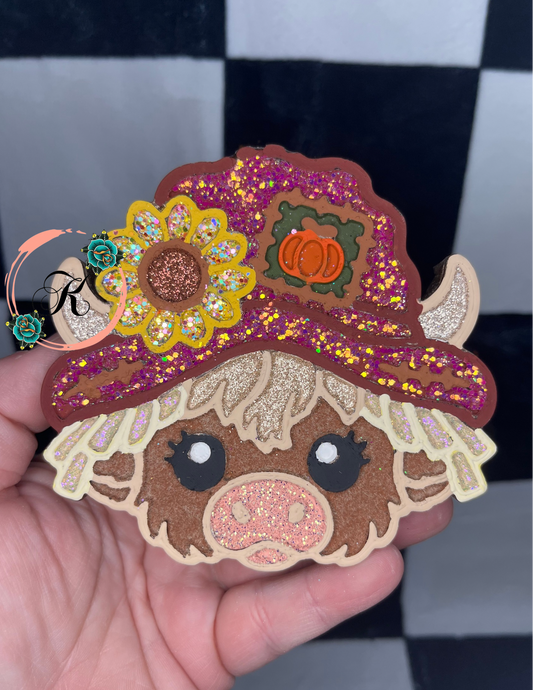 Scarecrow Highland Cow Freshie