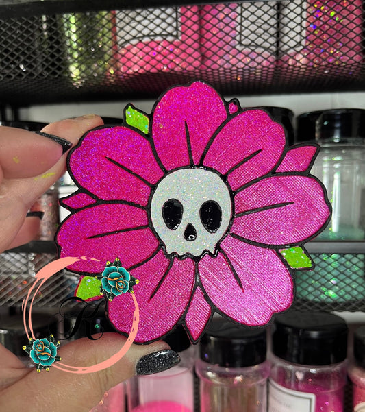 Flower with Skull Middle Freshie