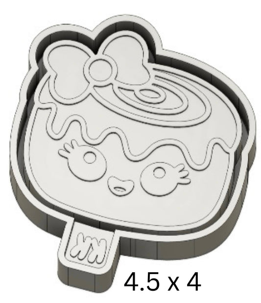 Cinnamon Roll with Bow Mold