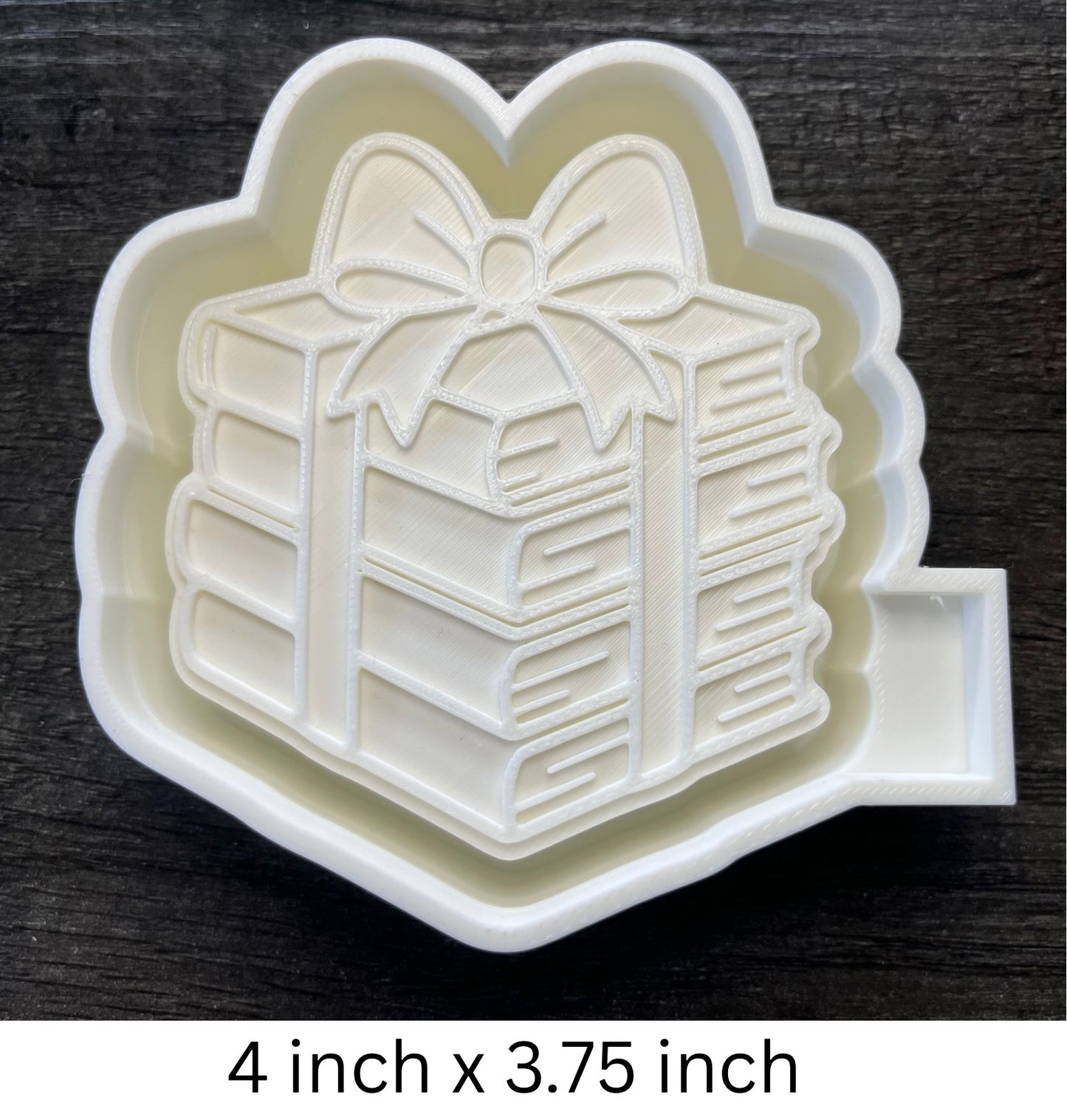 Books with Bow Mold