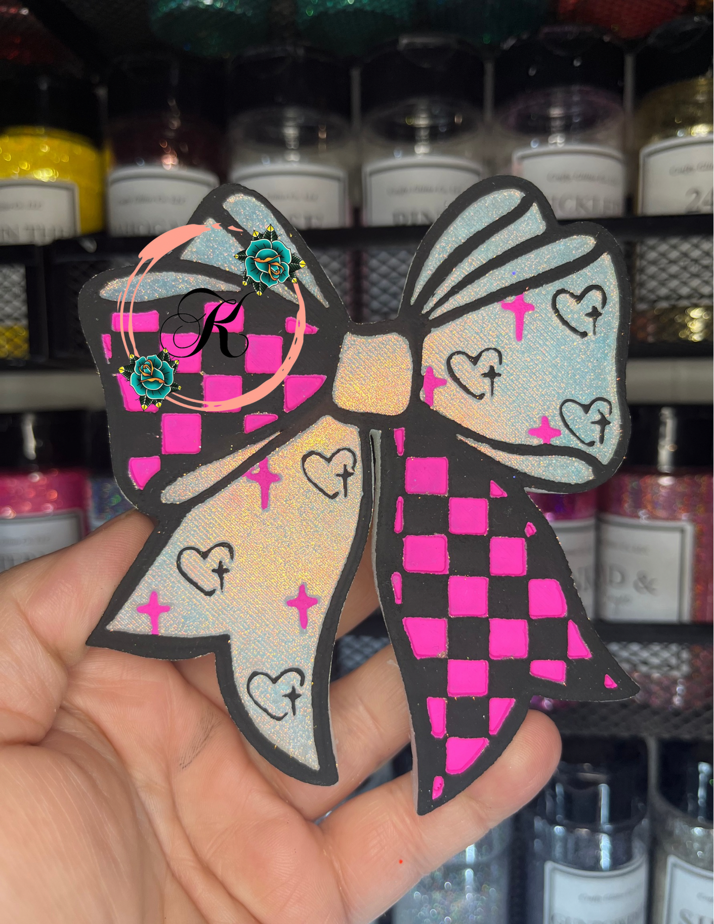 Checkered Bow with Heart Cross Mold