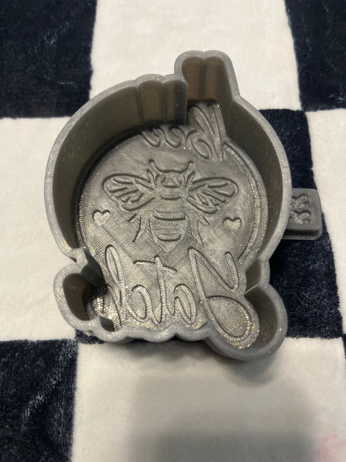 Bee Yatch Destash