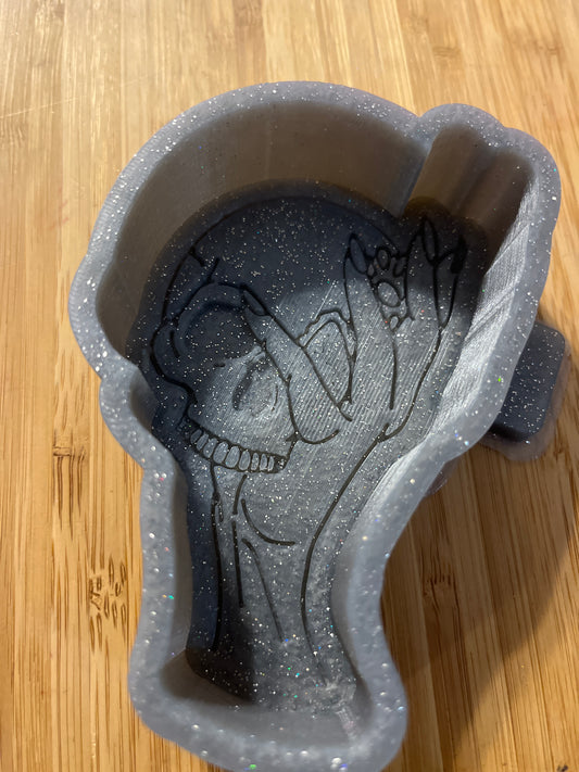Skull Hand Destash