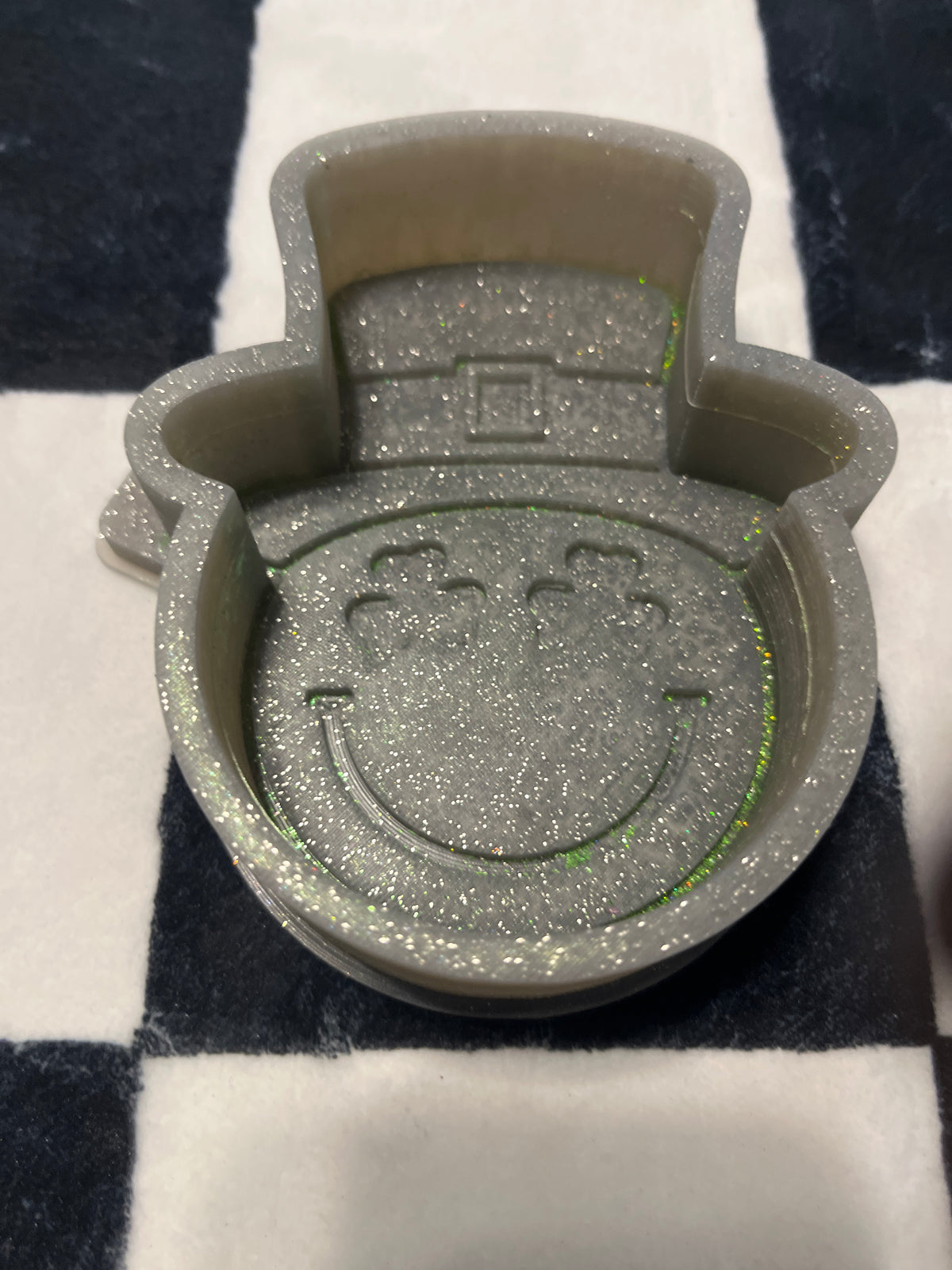 Happy Leprechaun Destash