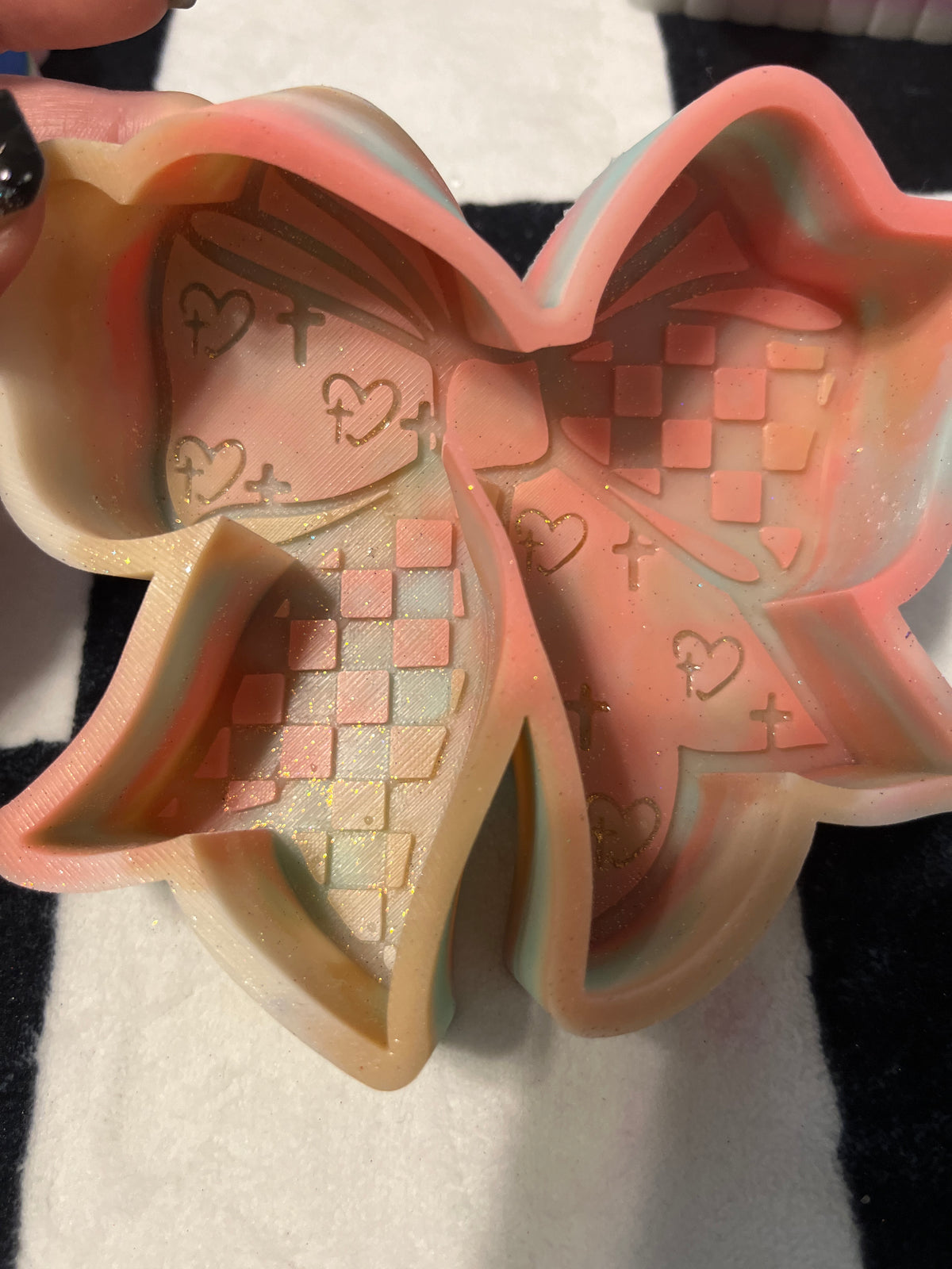 Checkered Print Bow with Heart Cross Destash