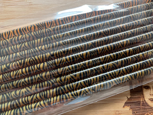 Tiger straws